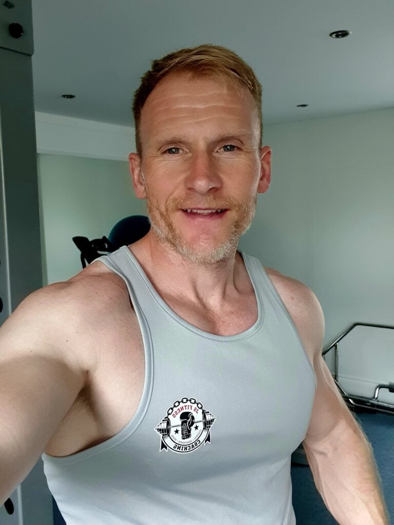 Highly experienced personal trainer in Corby, dedicated to helping clients achieve their fitness goals.